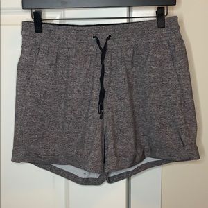 Lululemon grey short size 8 no inner lining